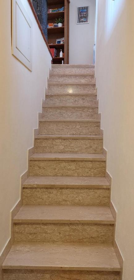 Casa Sofia Apartment เลวานโต ภายนอก รูปภาพ